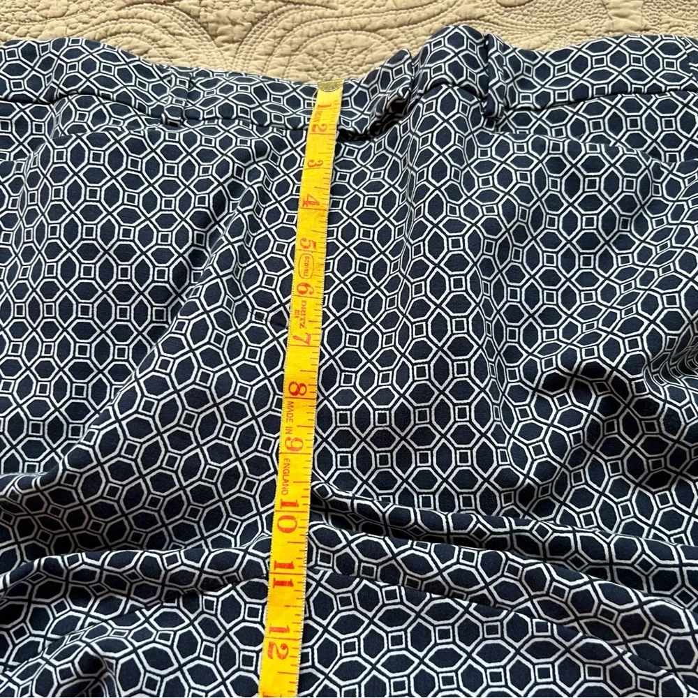 Geometric Patterned Spring Pants - Picture 5 of 9